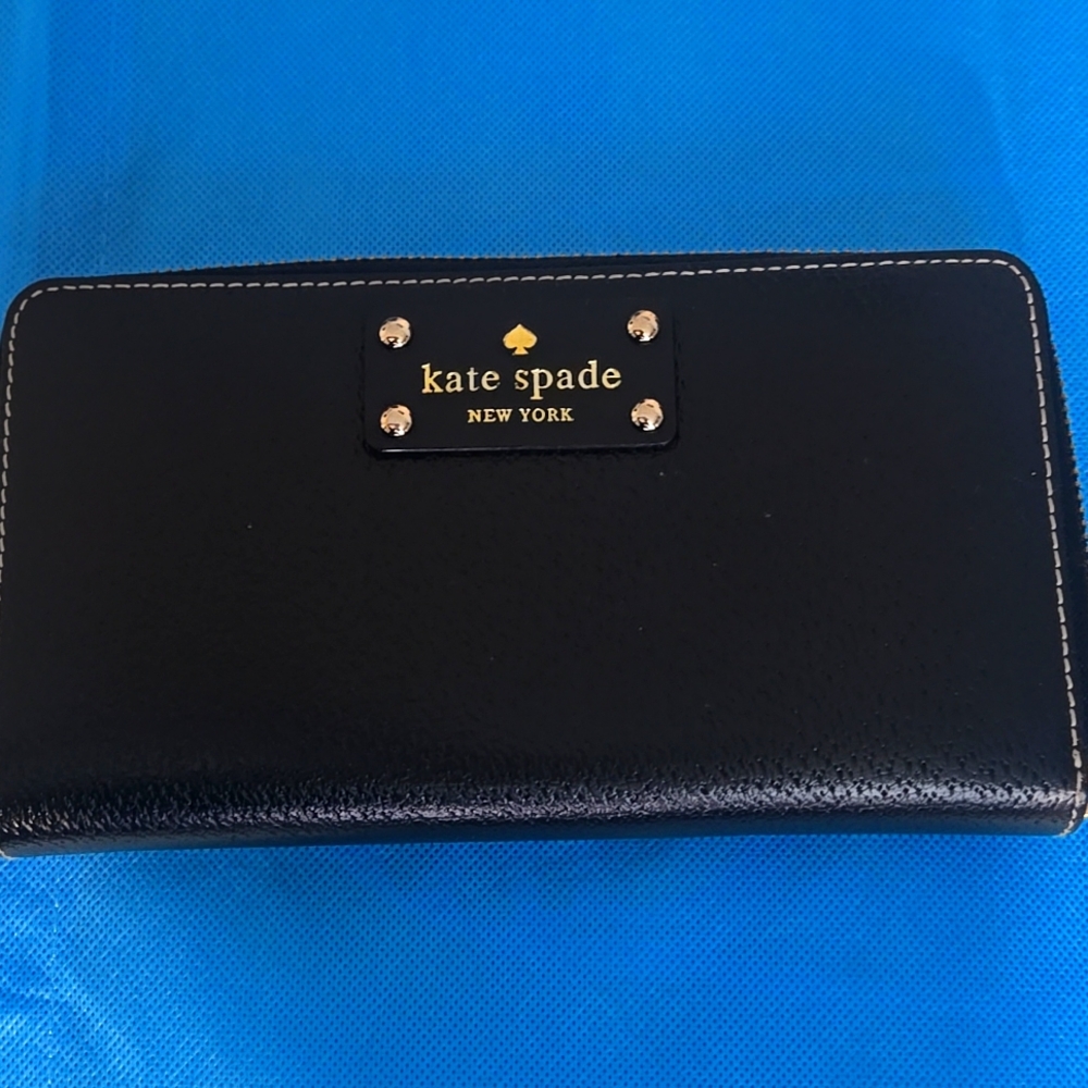 Black Kate Spade Wallet